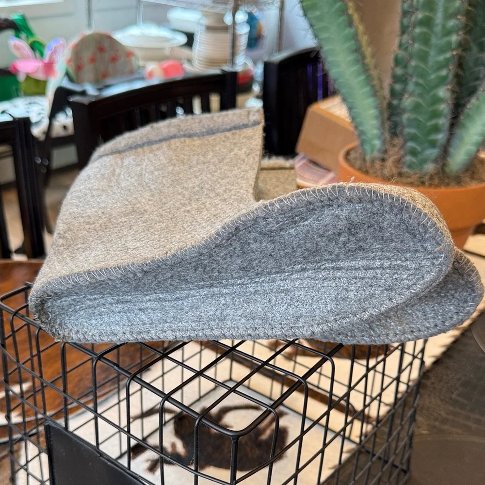 Source Unknown Gray Kids Felt Booties